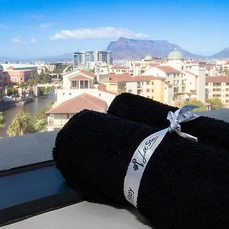 Manhattan Towers 1 Bedroom Flat Cape Town Exterior photo