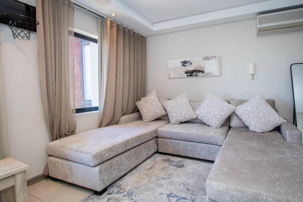 Manhattan Towers 1 Bedroom Flat Kaapstad